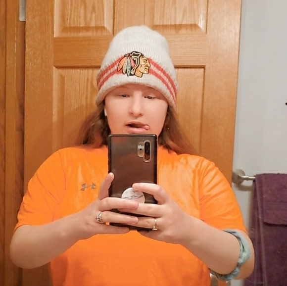 Meet your Posher, Trinity - Picture 1 of 1